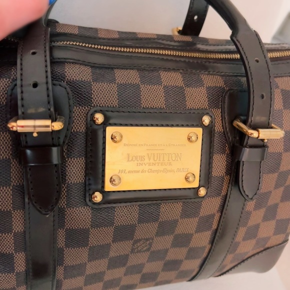 ❌SOLD❌Louis Vuitton Berkeley - Picture 3 of 8
